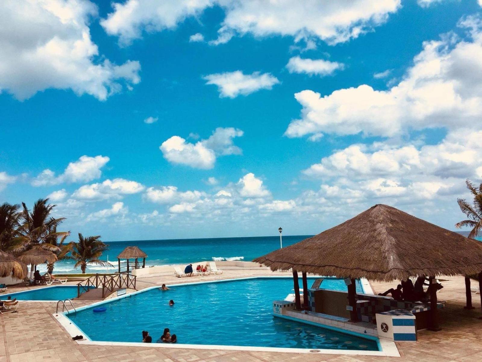 Brisas Residence Hotel Zone Apartment Cancún Buitenkant foto